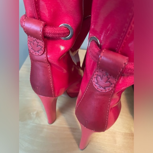 Dsquared2 Red Ankle Boots - Picture 7 of 17